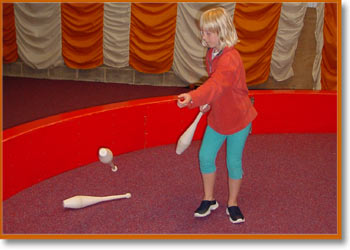 Jenny juggling